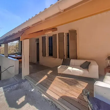 3 Bedroom Amazing In Cyr Sur Prázdninový dům Saint-Cyr-sur-Mer