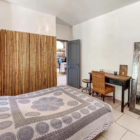 3 Bedroom Amazing In Cyr Sur